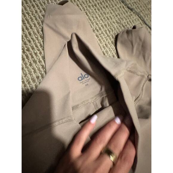 Alo High Waisted Vapor Legging in Spark Gravel XS NWT - Picture 3 of 4